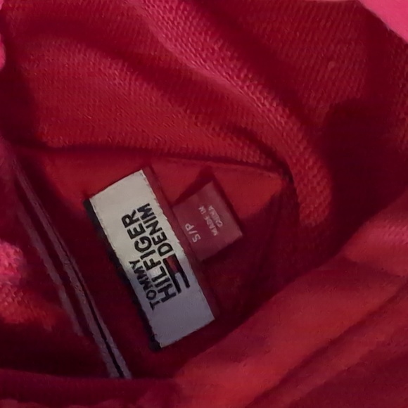 NWOT Tommy Hilfiger Cropped shirt - Picture 3 of 3